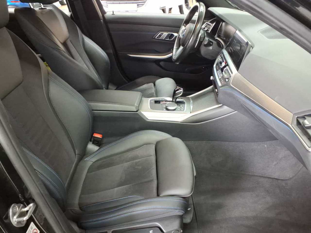 Bmw 320e Touring Aut. M Sport 8