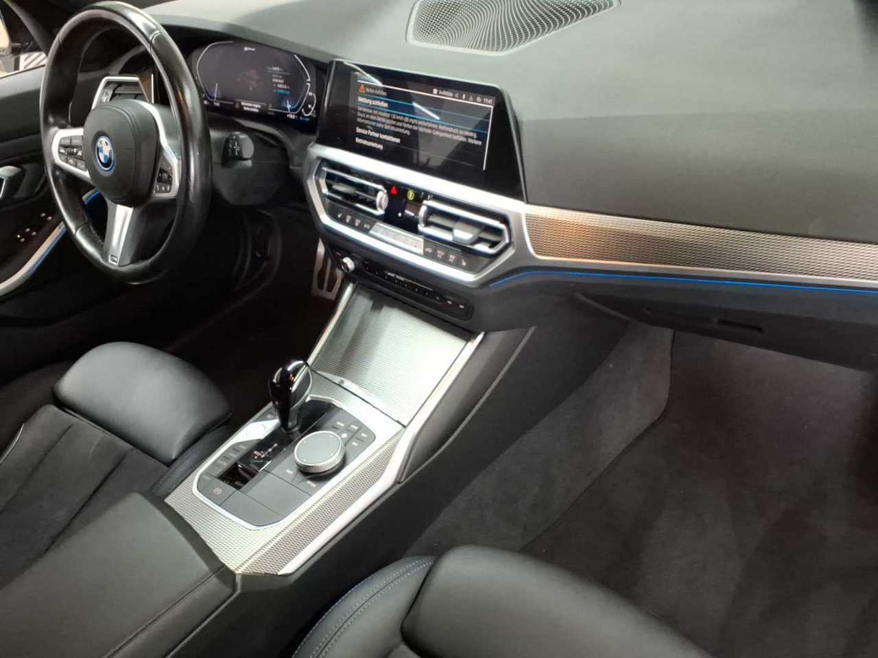 Bmw 320e Touring Aut. M Sport 9