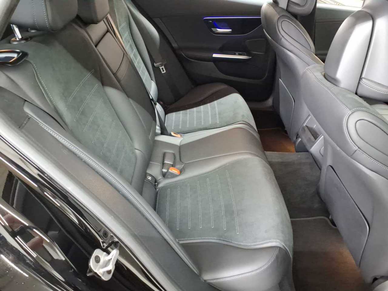 Mercedes-Benz C 300 d T 9G-TRONIC AMG Line 14