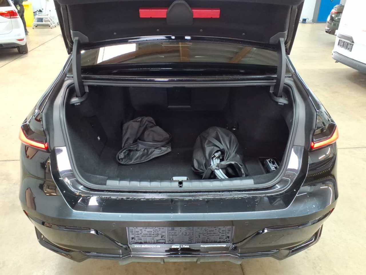 Bmw i7 xDrive60 15
