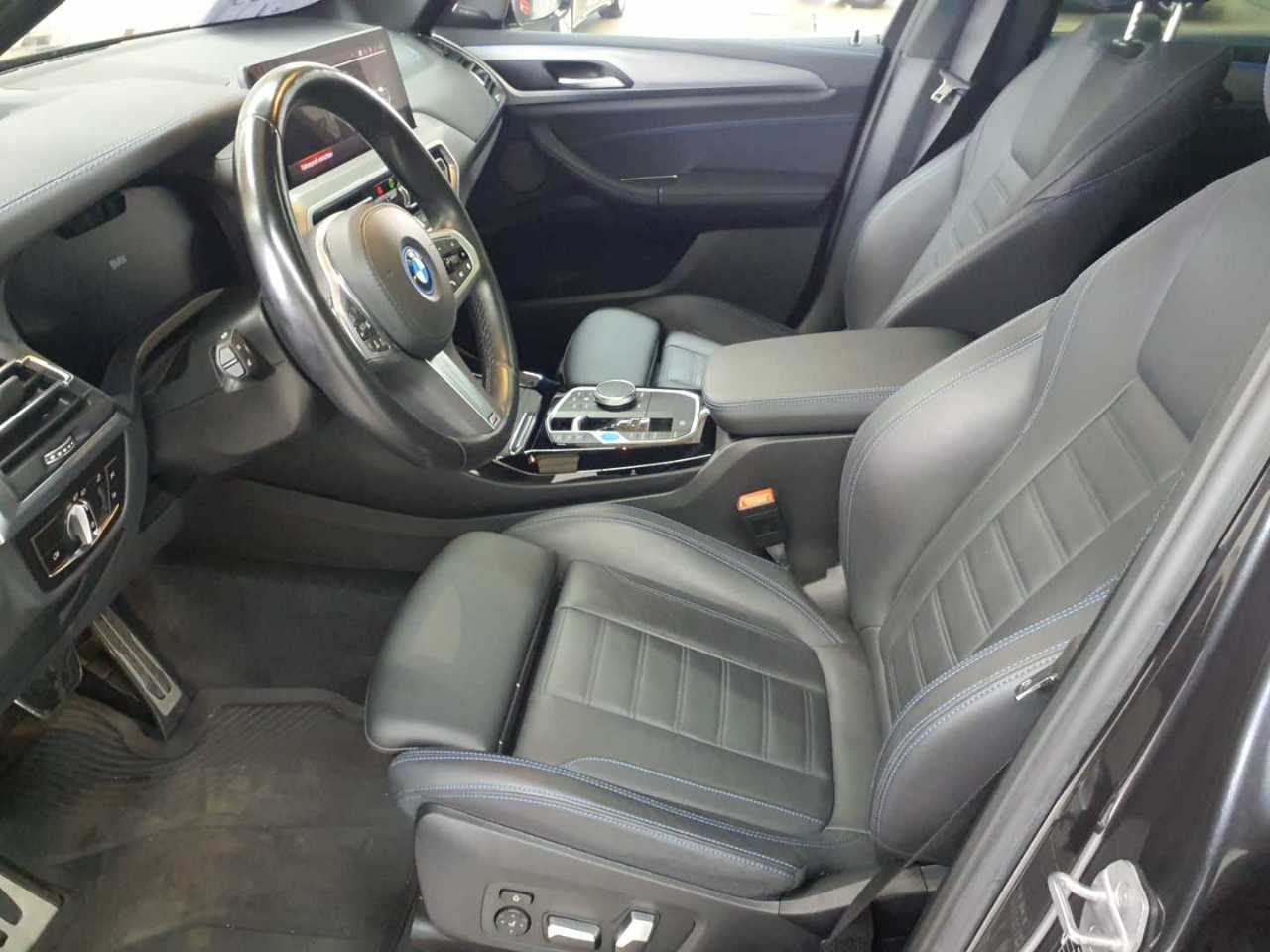 Bmw iX3 Impressive 7