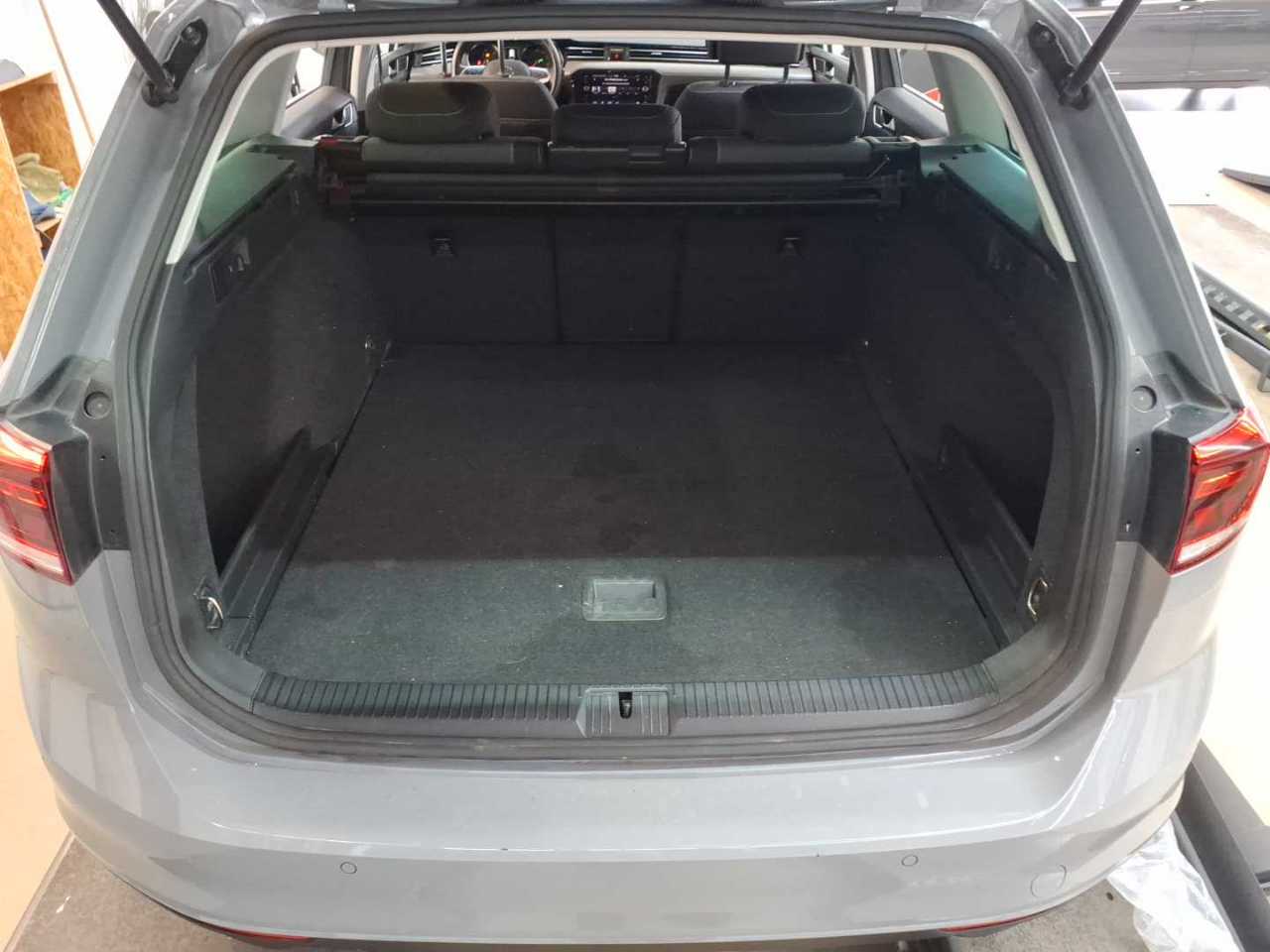 Vw Passat Variant 2.0 TDI SCR DSG Business 15