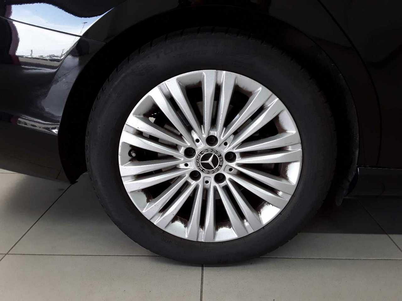 Mercedes-Benz C 200 d 9G-TRONIC Avantgarde 18