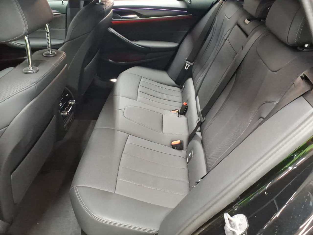 Bmw 530e xDrive Touring Aut. 13