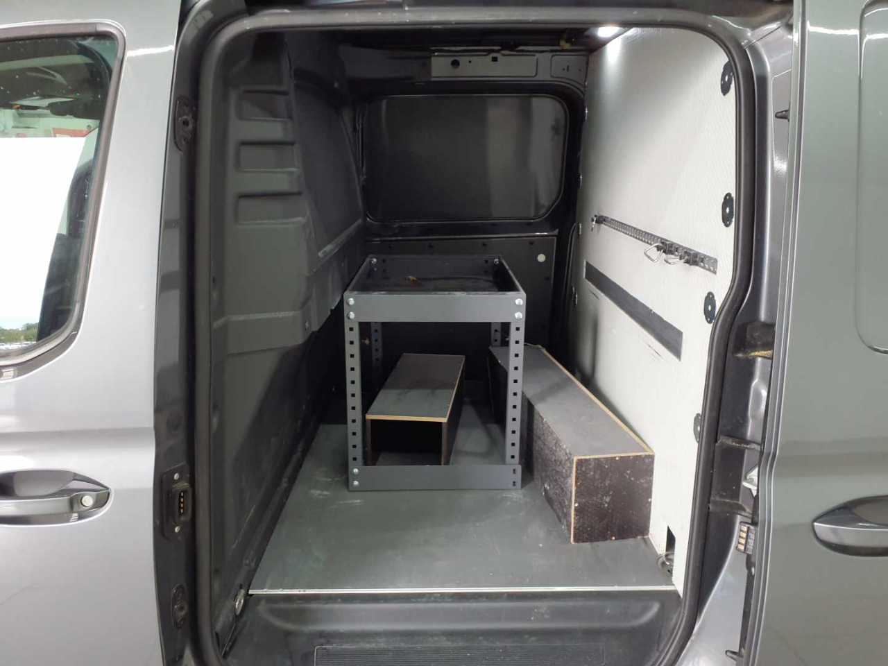 Volkswagen Caddy Cargo 2.0 TDI BMT Maxi 14