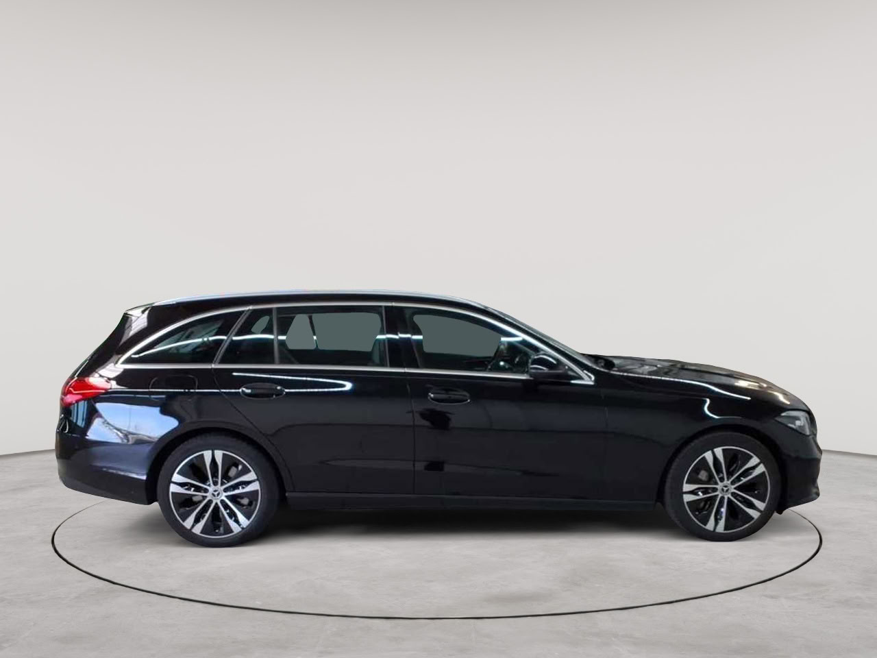 Mercedes-Benz C 300 e T 9G-TRONIC Avantgarde 3