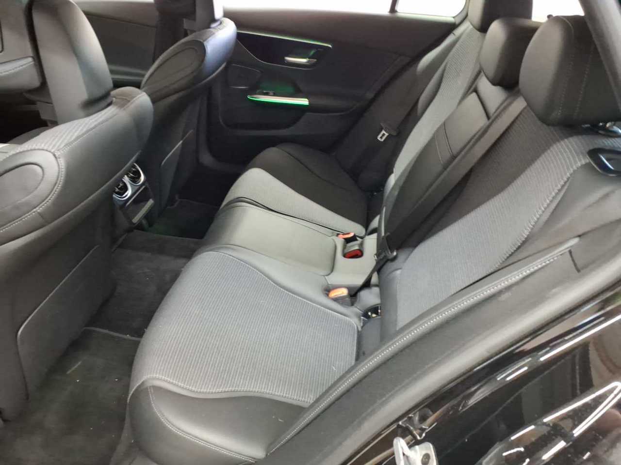 Mercedes-Benz C 300 e T 9G-TRONIC Avantgarde 13