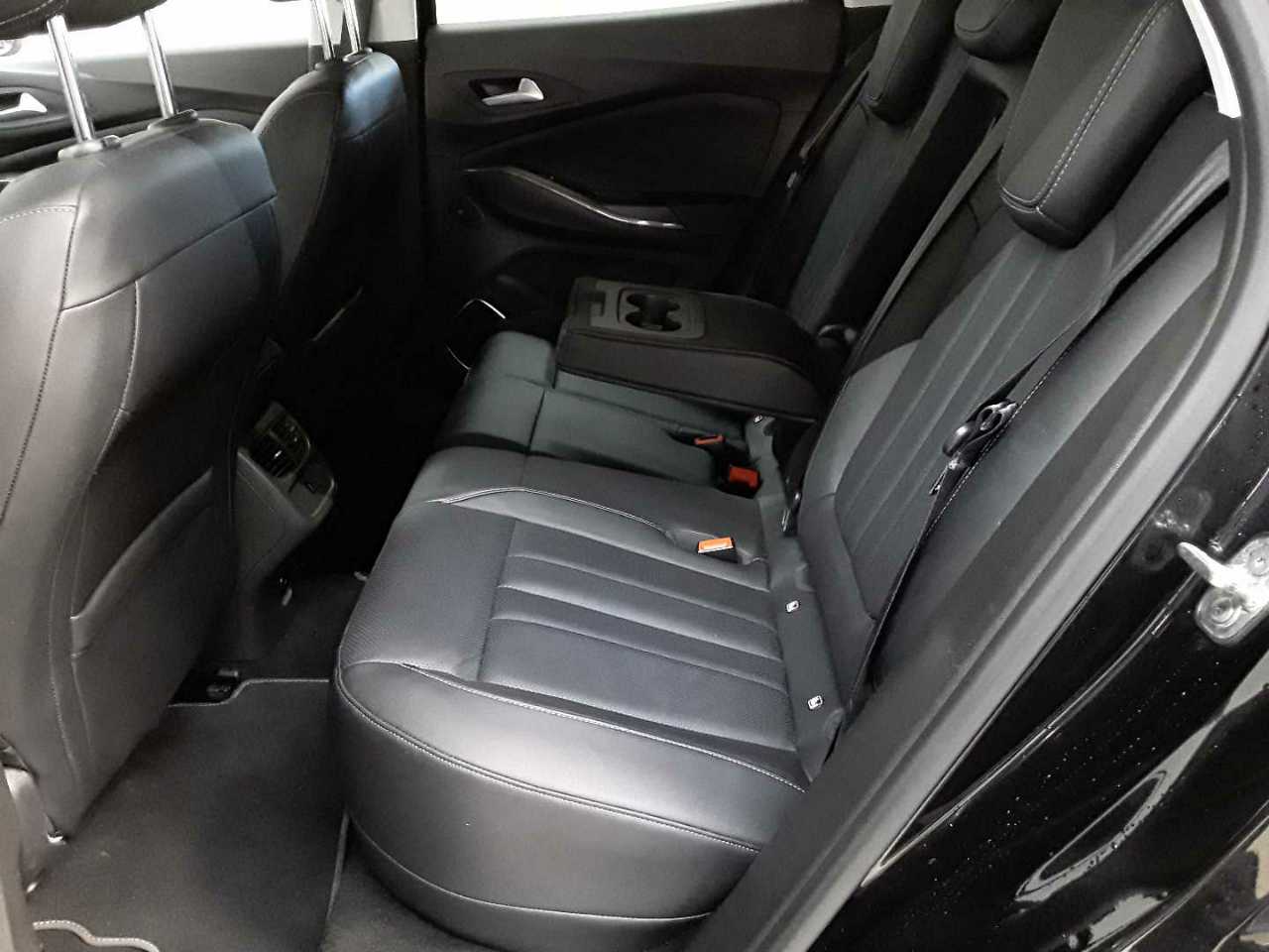 Opel Grandland X Plug-in-Hybrid4 1.6 DI Start/Stop Aut Ultimate 13