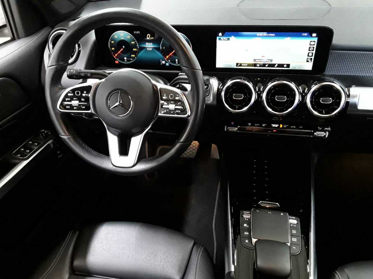 Mercedes-Benz GLB 220 d 4Matic 8G-DCT Progressive 10