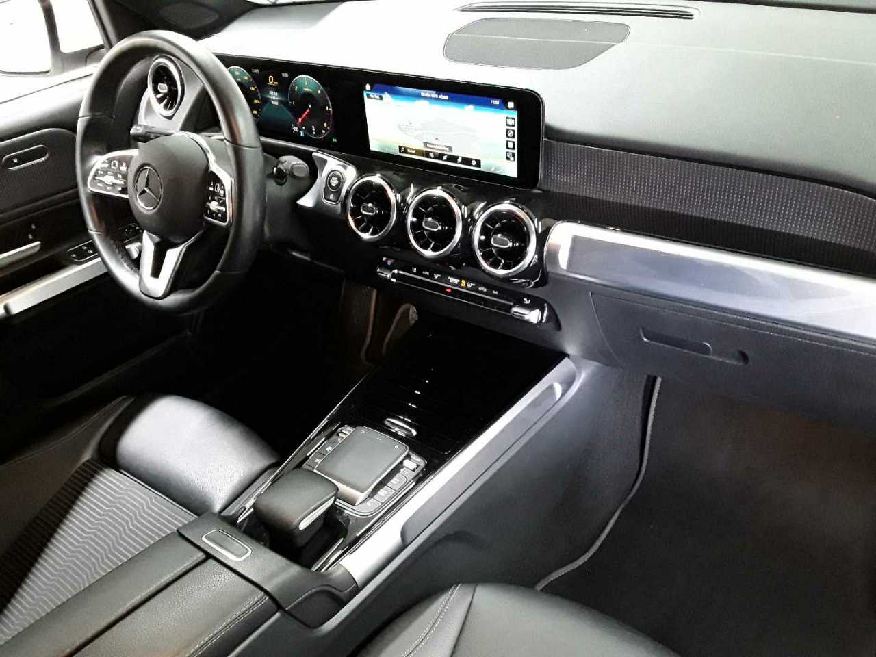 Mercedes-Benz GLB 220 d 4Matic 8G-DCT Progressive 9