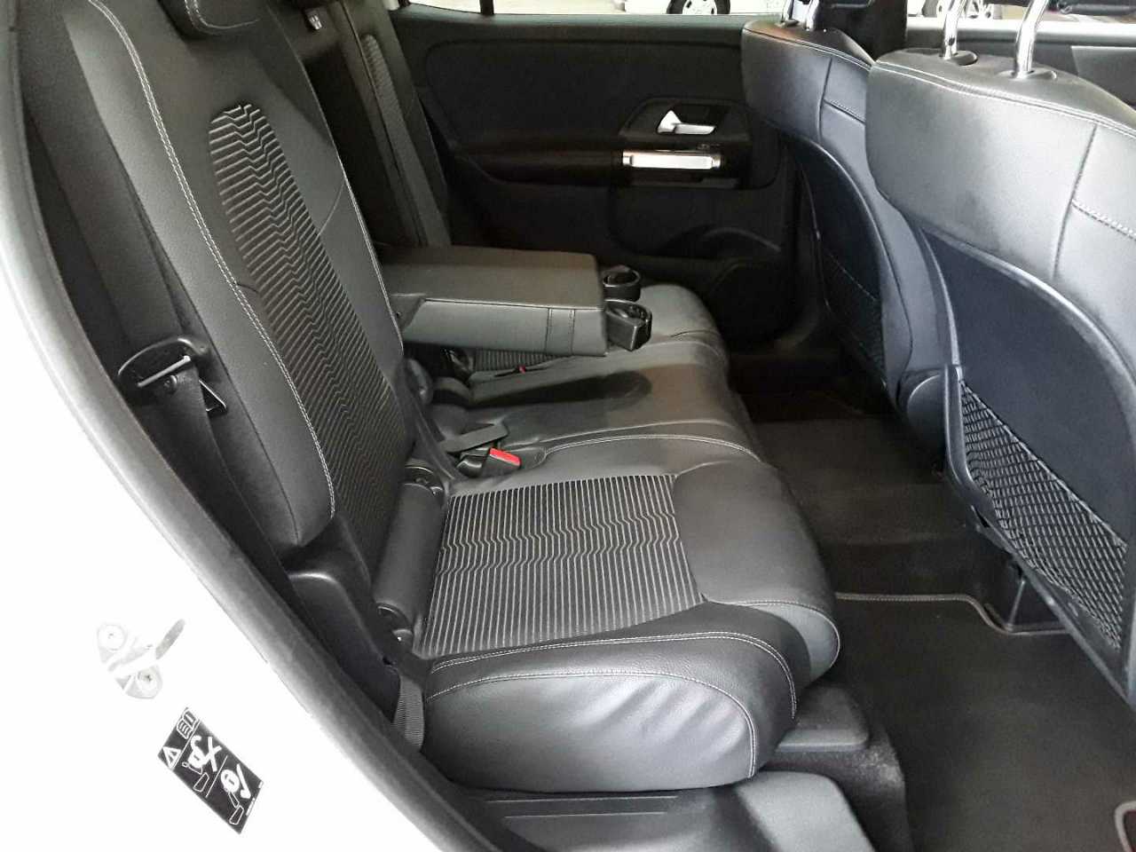 Mercedes-Benz GLB 220 d 4Matic 8G-DCT Progressive 14