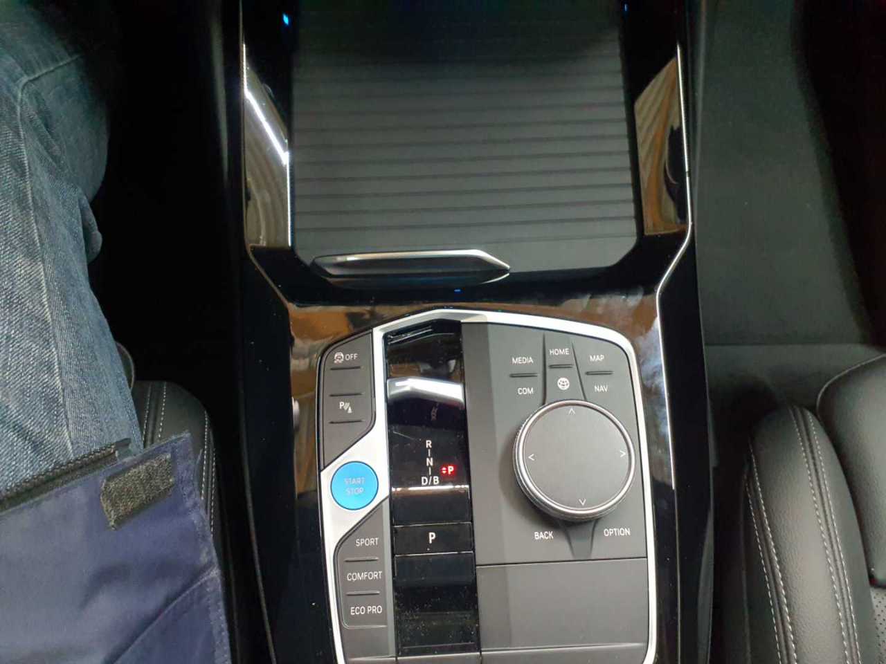 Bmw iX3 Inspiring 10