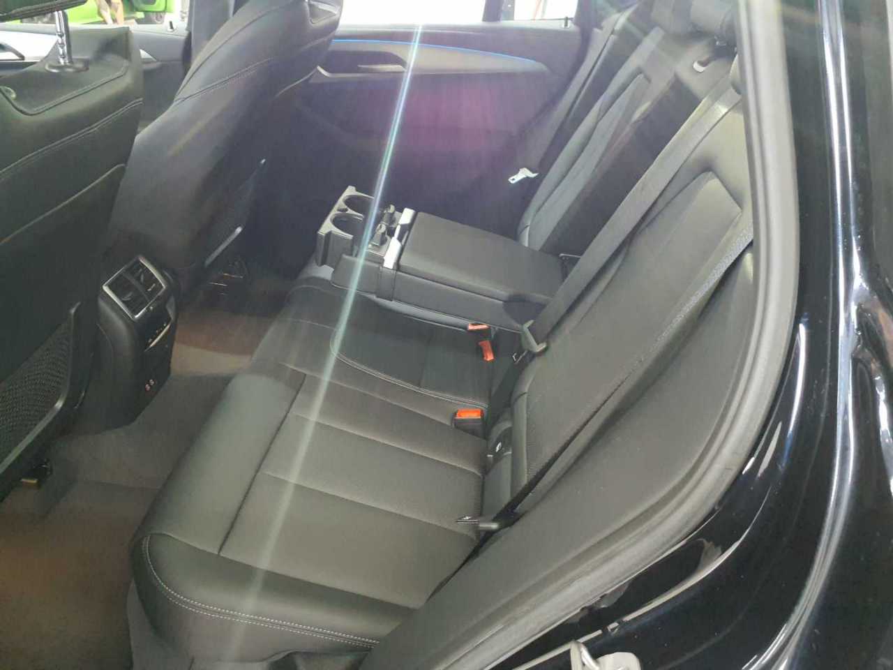 Bmw iX3 Inspiring 13