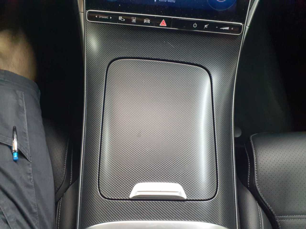 Mercedes-Benz C 300 d 9G-TRONIC 4Matic Avantgarde 10