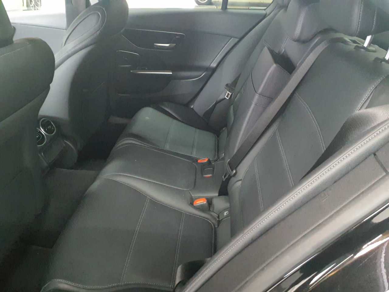Mercedes-Benz C 300 d 9G-TRONIC 4Matic Avantgarde 13