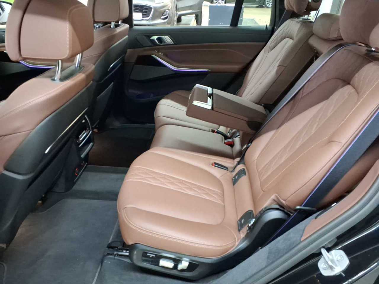 Bmw X7 M60i xDrive 13