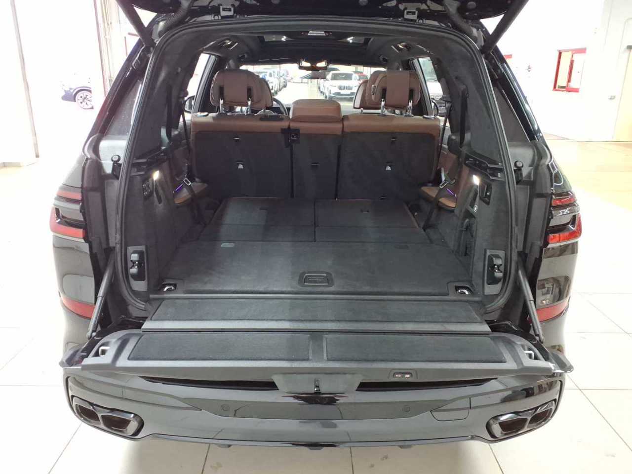 Bmw X7 M60i xDrive 15