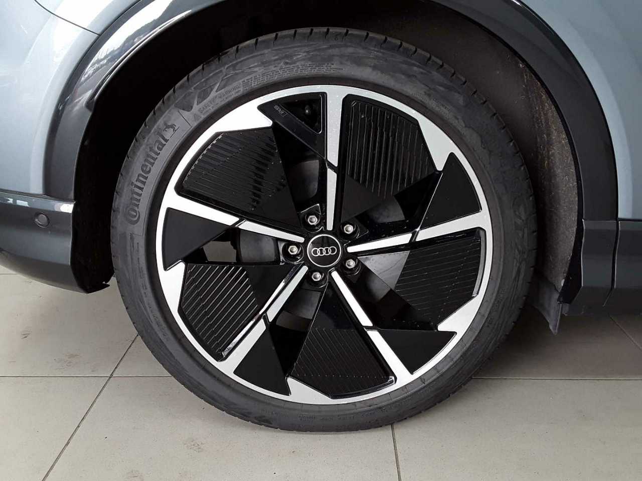 Audi Q4 e-tron 40 20