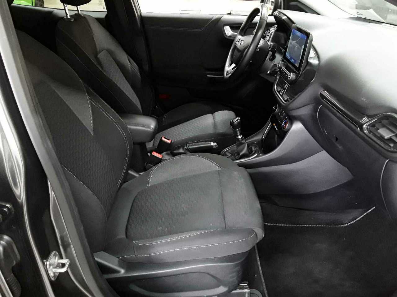 Ford Puma 1.0 EcoBoost Hybrid TITANIUM 8
