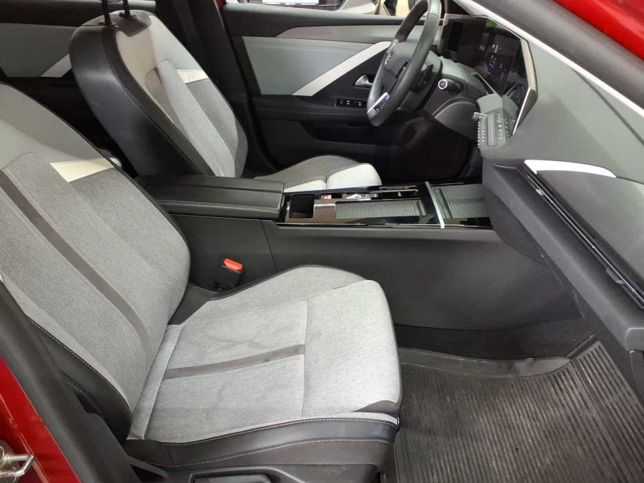 Opel Astra Sports Tourer 1.5 D Automatik Business Elegance 8