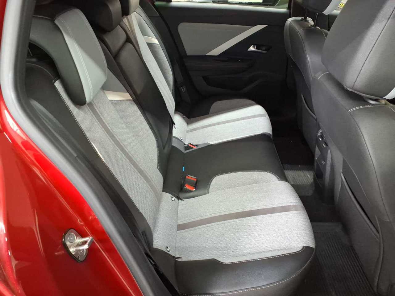 Opel Astra Sports Tourer 1.5 D Automatik Business Elegance 14