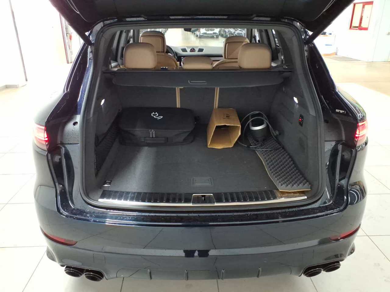 Porsche Cayenne E-Hybrid Tiptronic S Platinum Edition 15