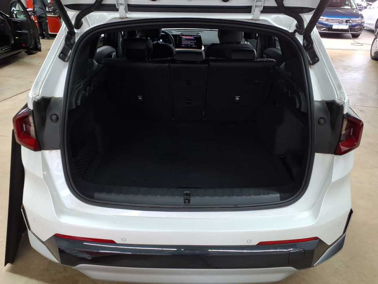 Bmw iX1 xDrive30 xLine 15