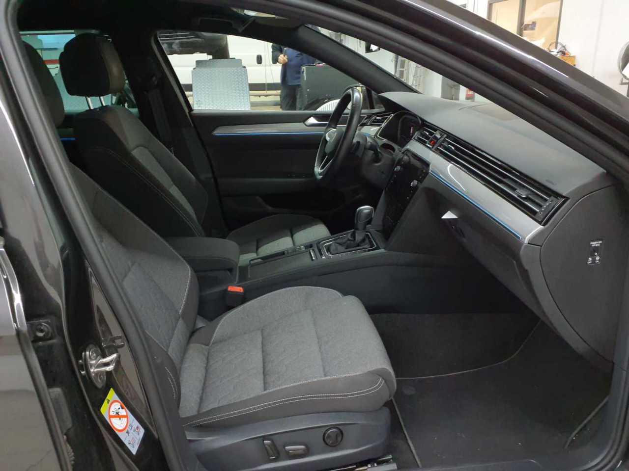 Vw Passat Variant 2.0 TDI SCR DSG Business 8