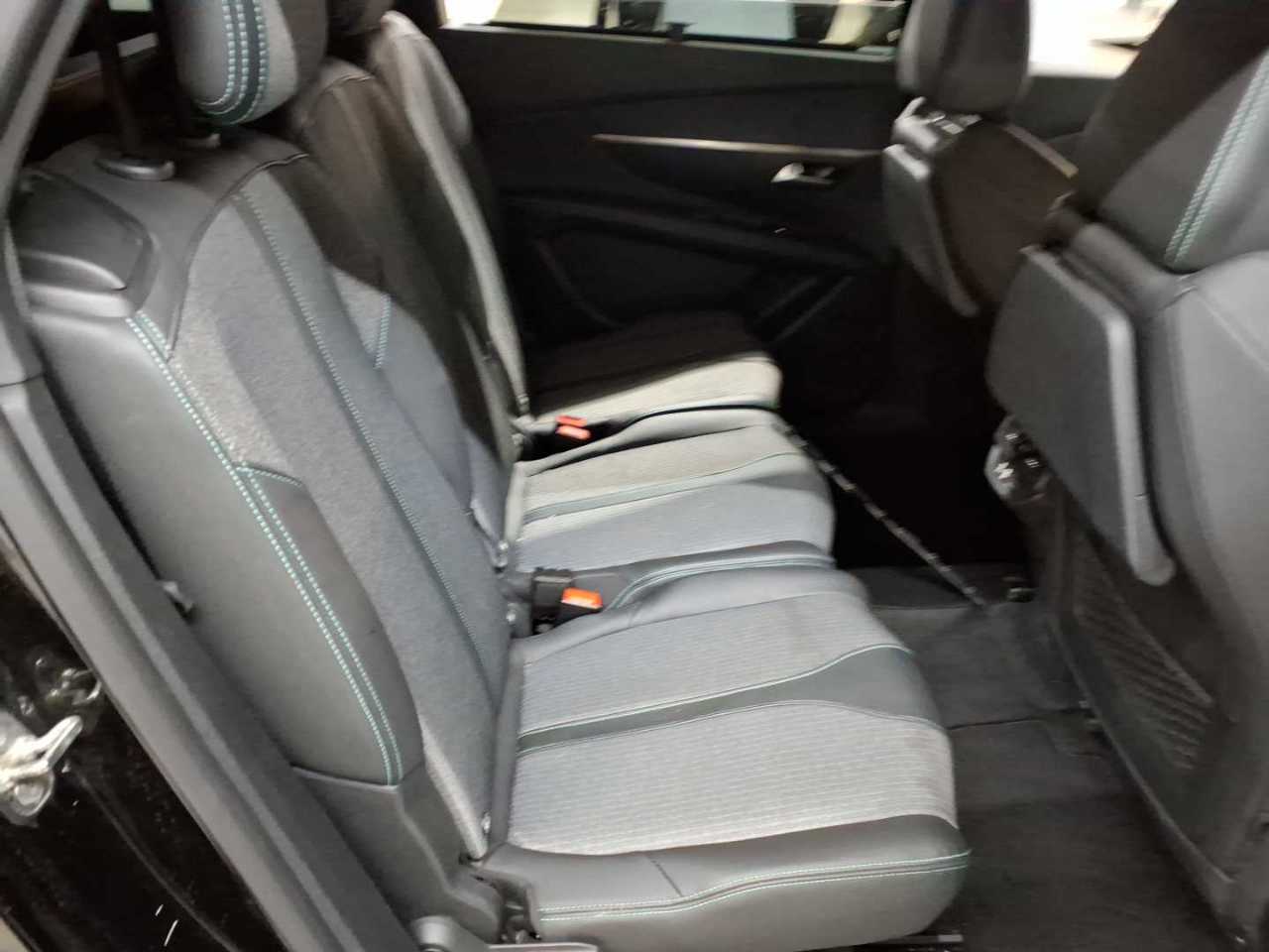 Peugeot 5008 PureTech 130 Stop & Start Allure Pack 14