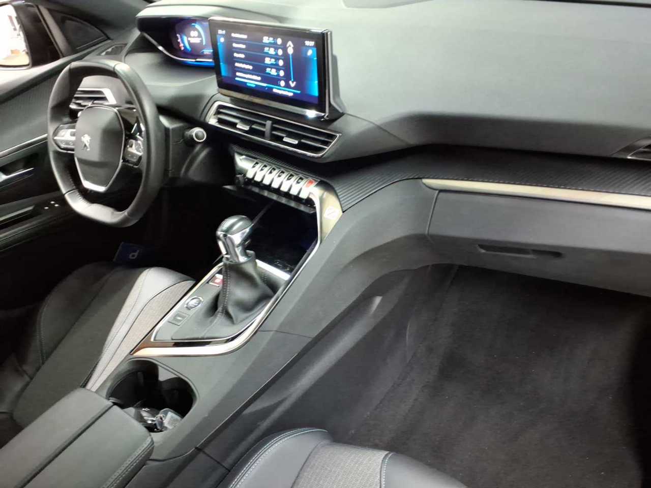 Peugeot 5008 PureTech 130 Stop & Start Allure Pack 9