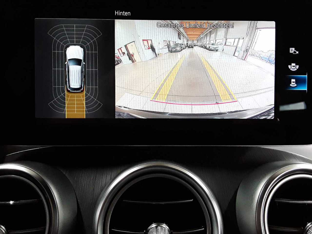 Mercedes-Benz GLC 300 de 4Matic 9G-TRONIC Exclusive 17