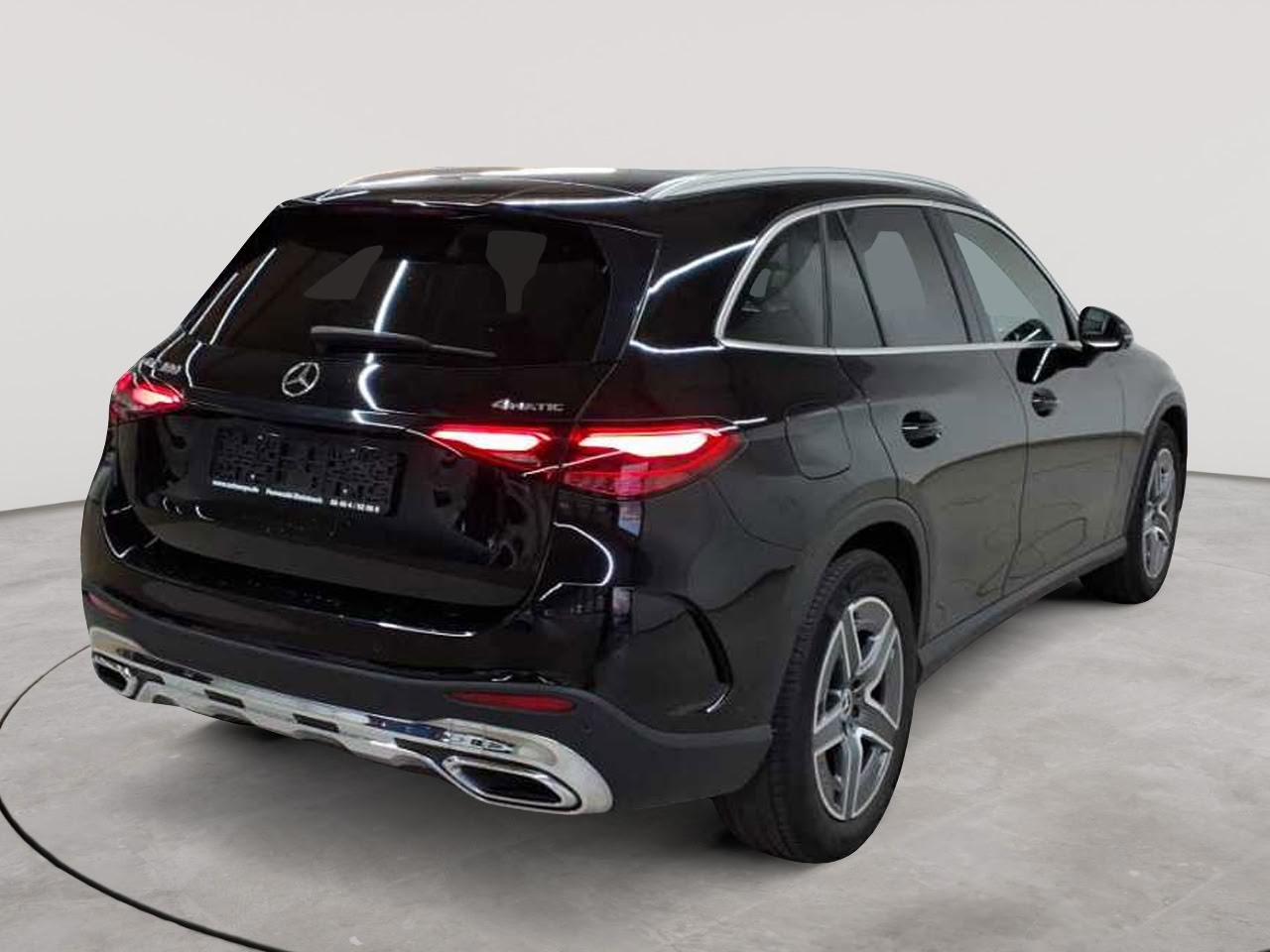 Mercedes-Benz GLC 300 4Matic 9G-TRONIC AMG Line Advanced 4