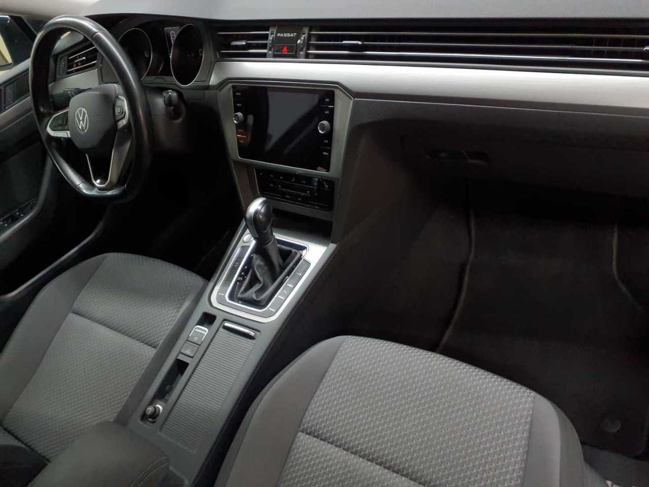 Vw Passat Variant 2.0 TDI SCR DSG 9