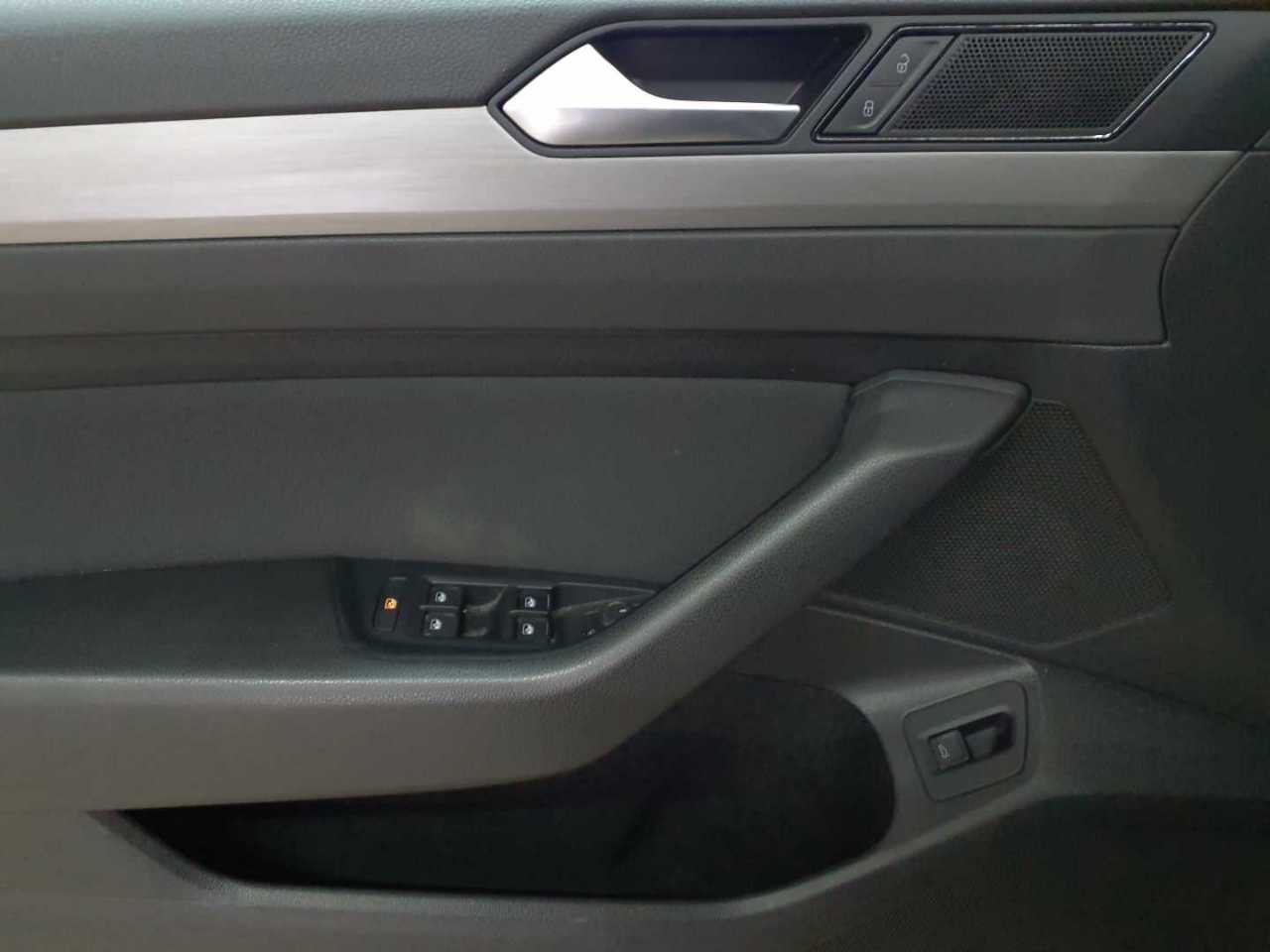 Vw Passat Variant 2.0 TDI SCR DSG 19