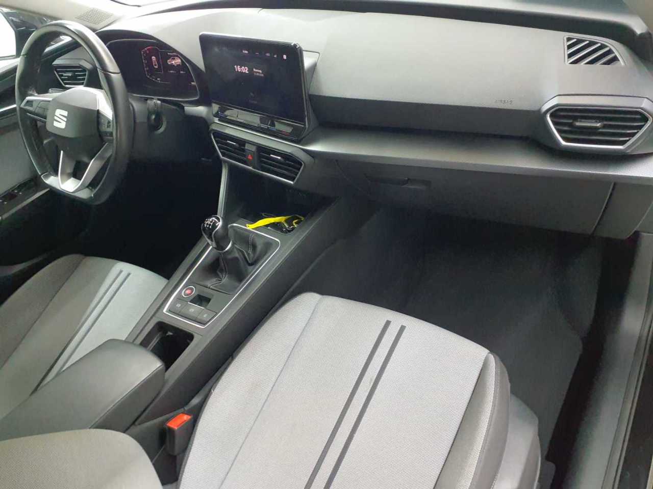 Seat Leon Sportstourer 2.0 TDI Style 9