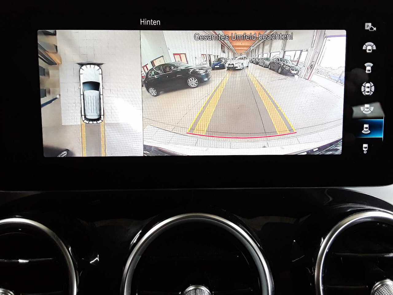 Mercedes-Benz GLC 220 d 4Matic 9G-TRONIC 16