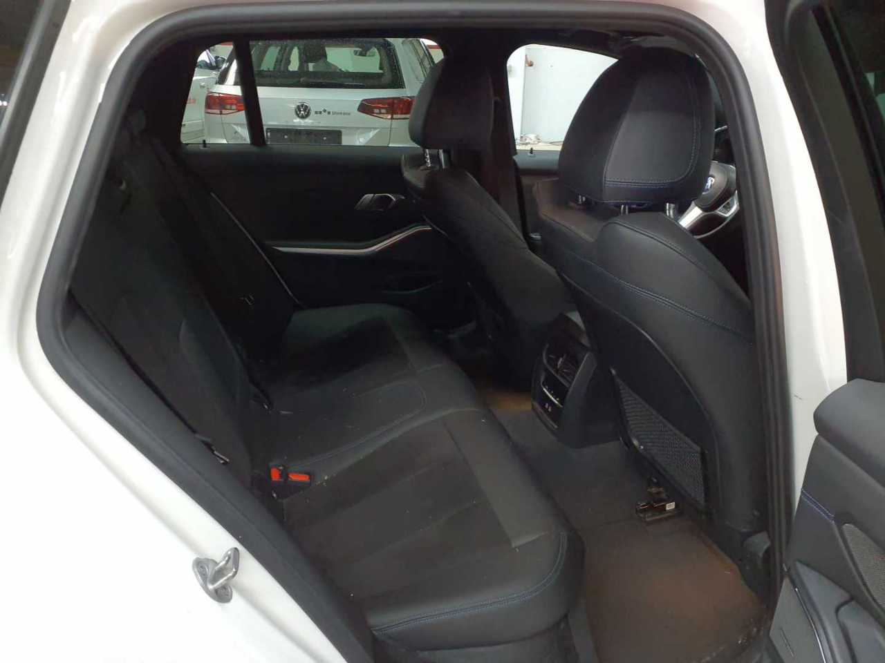 Bmw 320d Touring Aut. 14