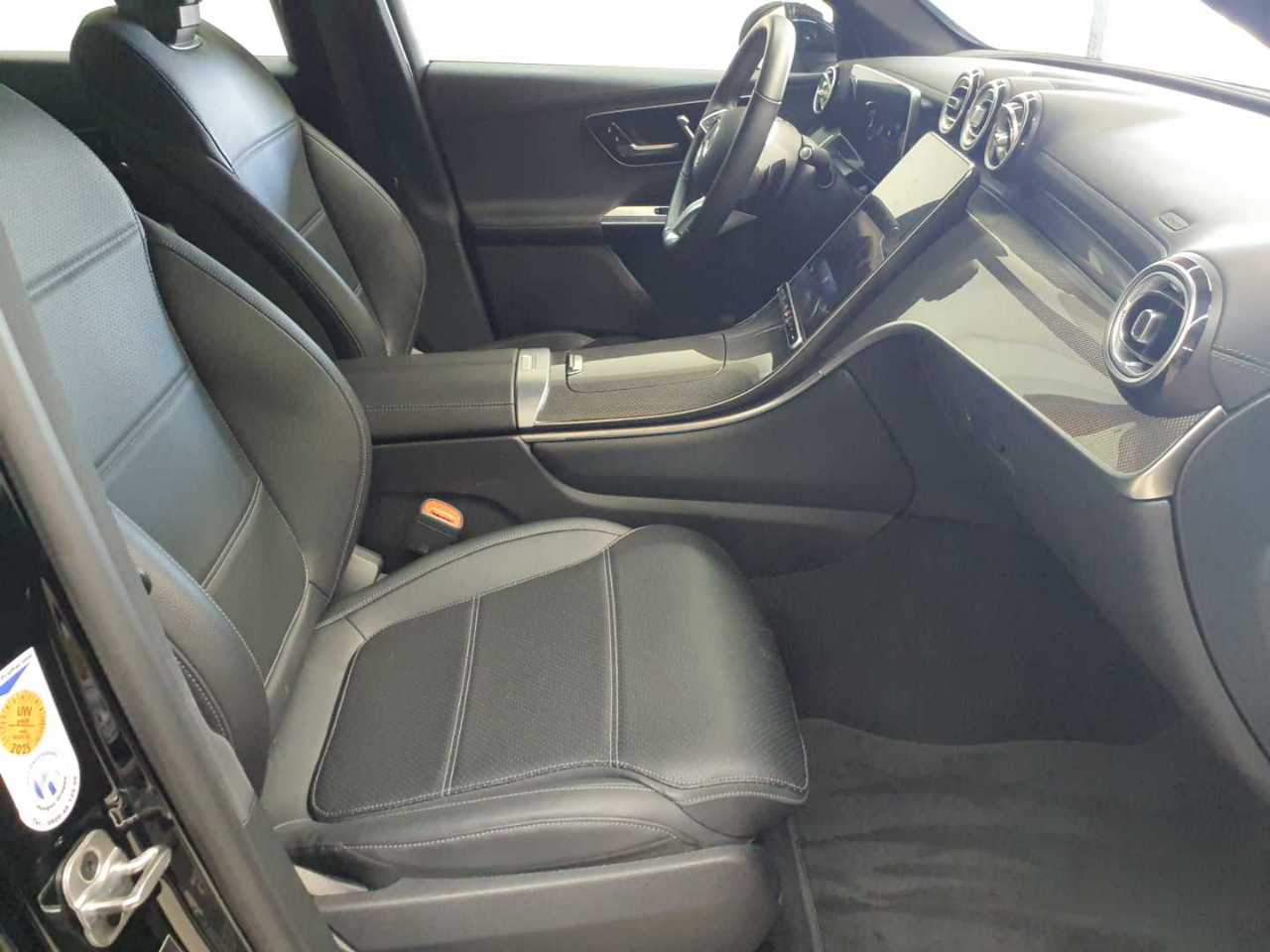 Mercedes-Benz GLC 200 4Matic 9G-TRONIC Avantgarde Advanced 8