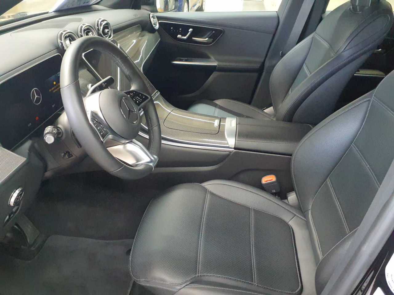 Mercedes-Benz GLC 200 4Matic 9G-TRONIC Avantgarde Advanced 7
