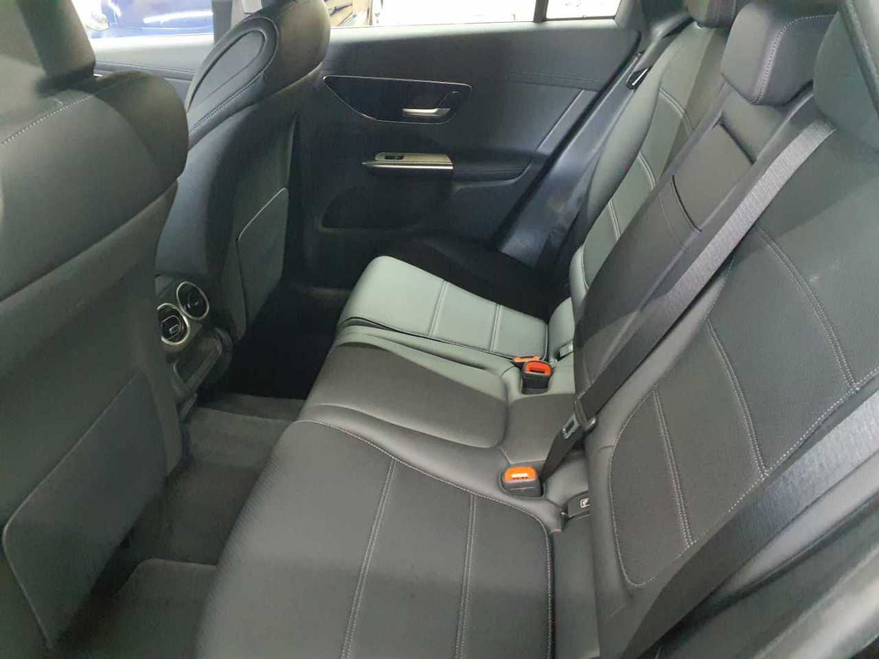 Mercedes-Benz GLC 200 4Matic 9G-TRONIC Avantgarde Advanced 13