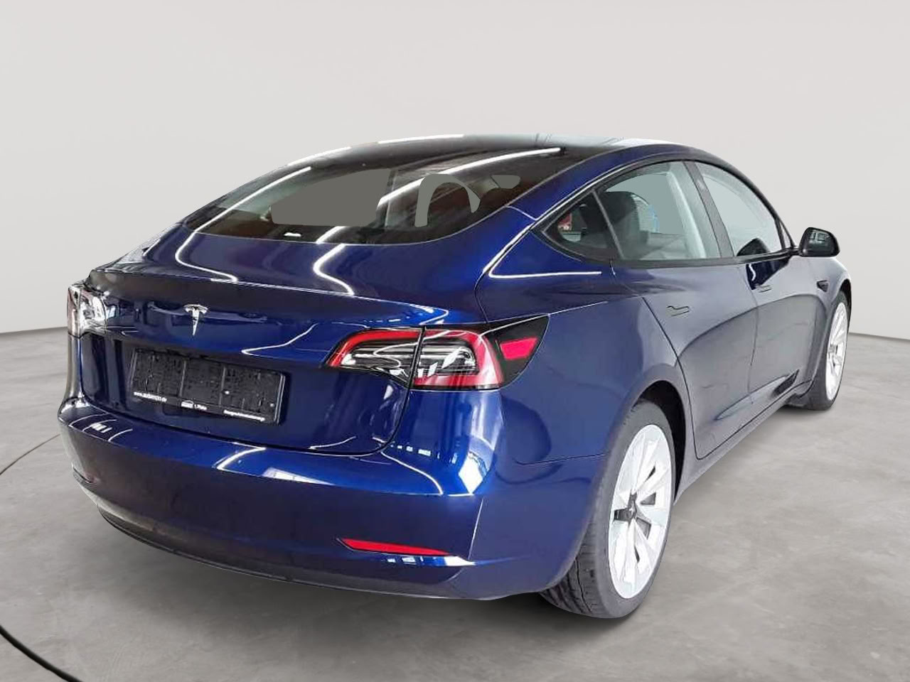 Tesla Model 3 Langstreckenbatt. Allradantrieb Dual Motor 4