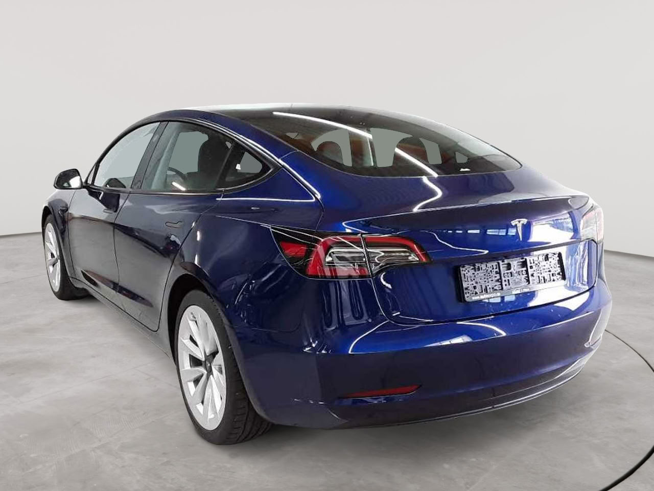 Tesla Model 3 Langstreckenbatt. Allradantrieb Dual Motor 5