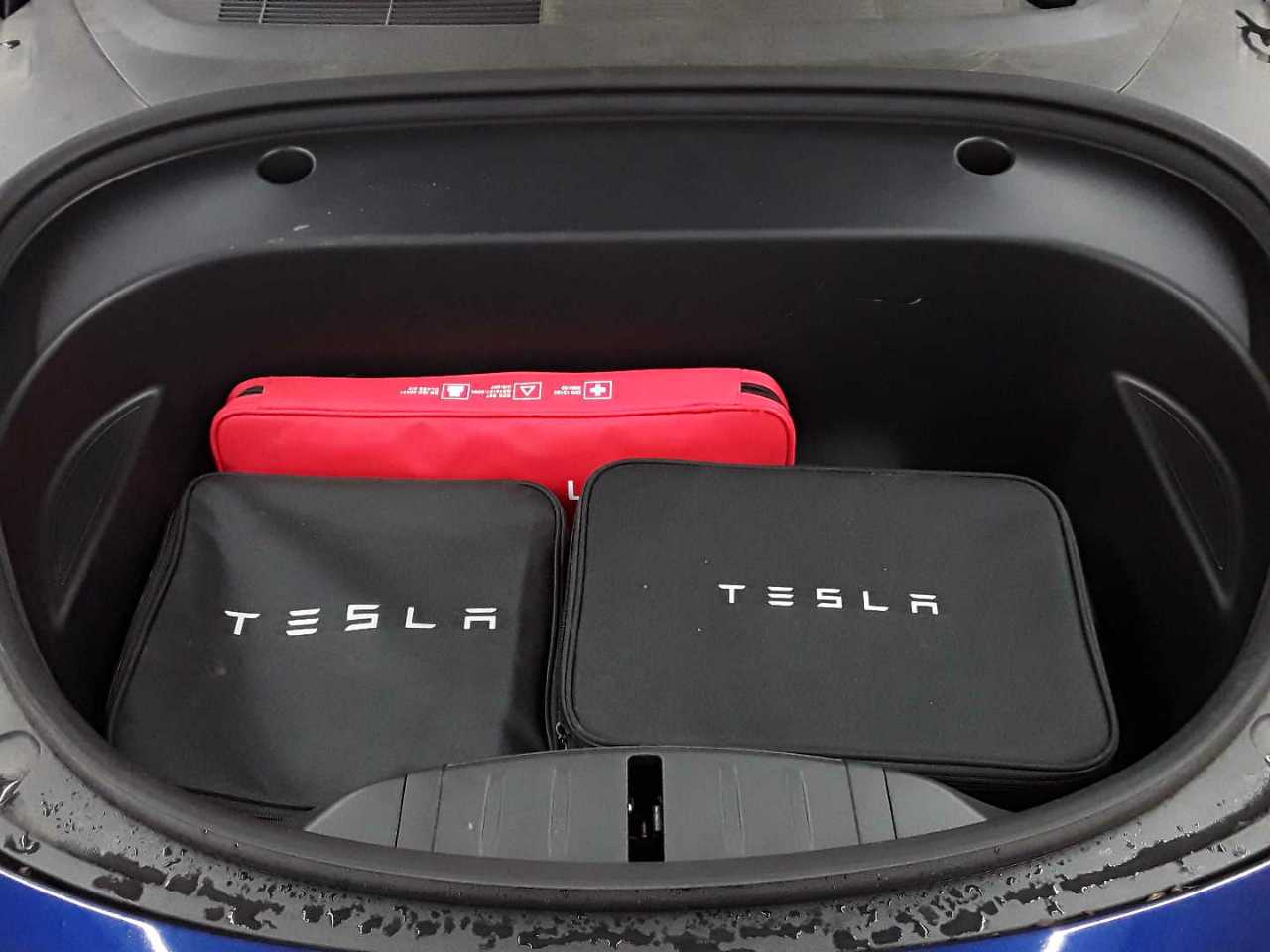 Tesla Model 3 Langstreckenbatt. Allradantrieb Dual Motor 16