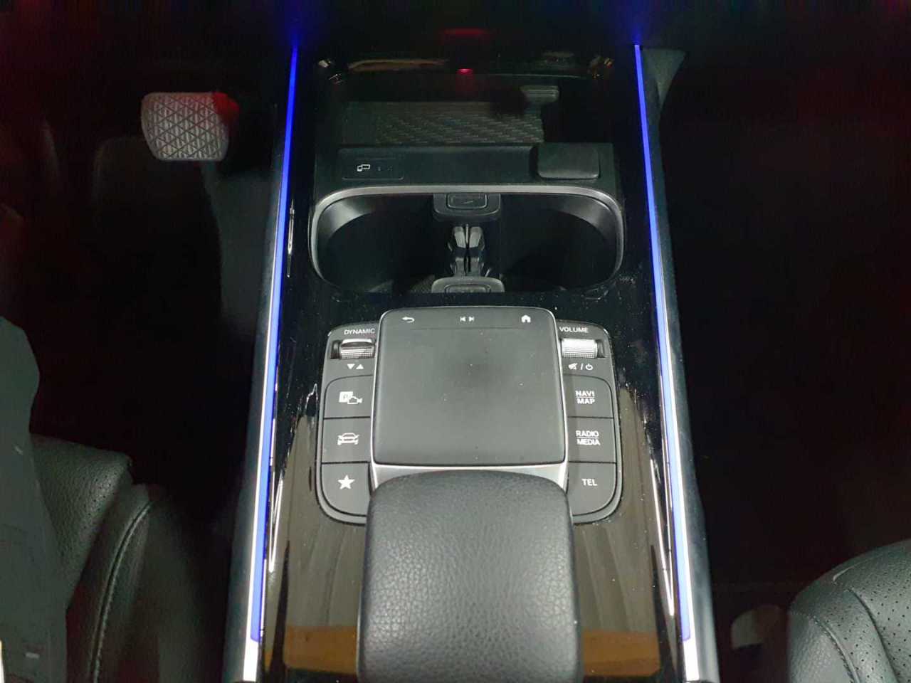 Mercedes-Benz GLB 200 d 8G-DCT Progressive 10