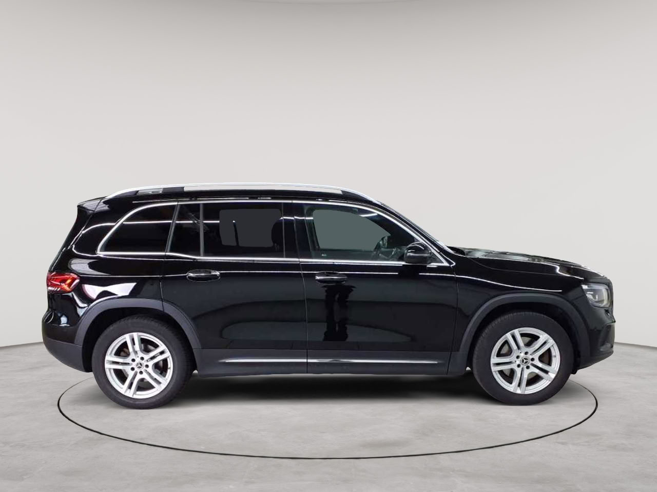 Mercedes-Benz GLB 200 d 8G-DCT Progressive 3