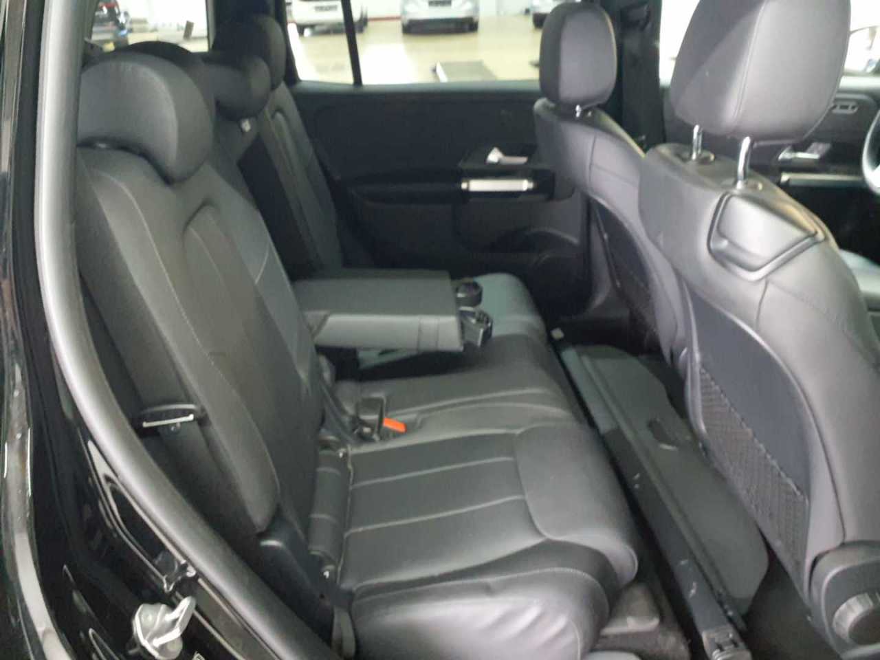 Mercedes-Benz GLB 200 d 8G-DCT Progressive 13
