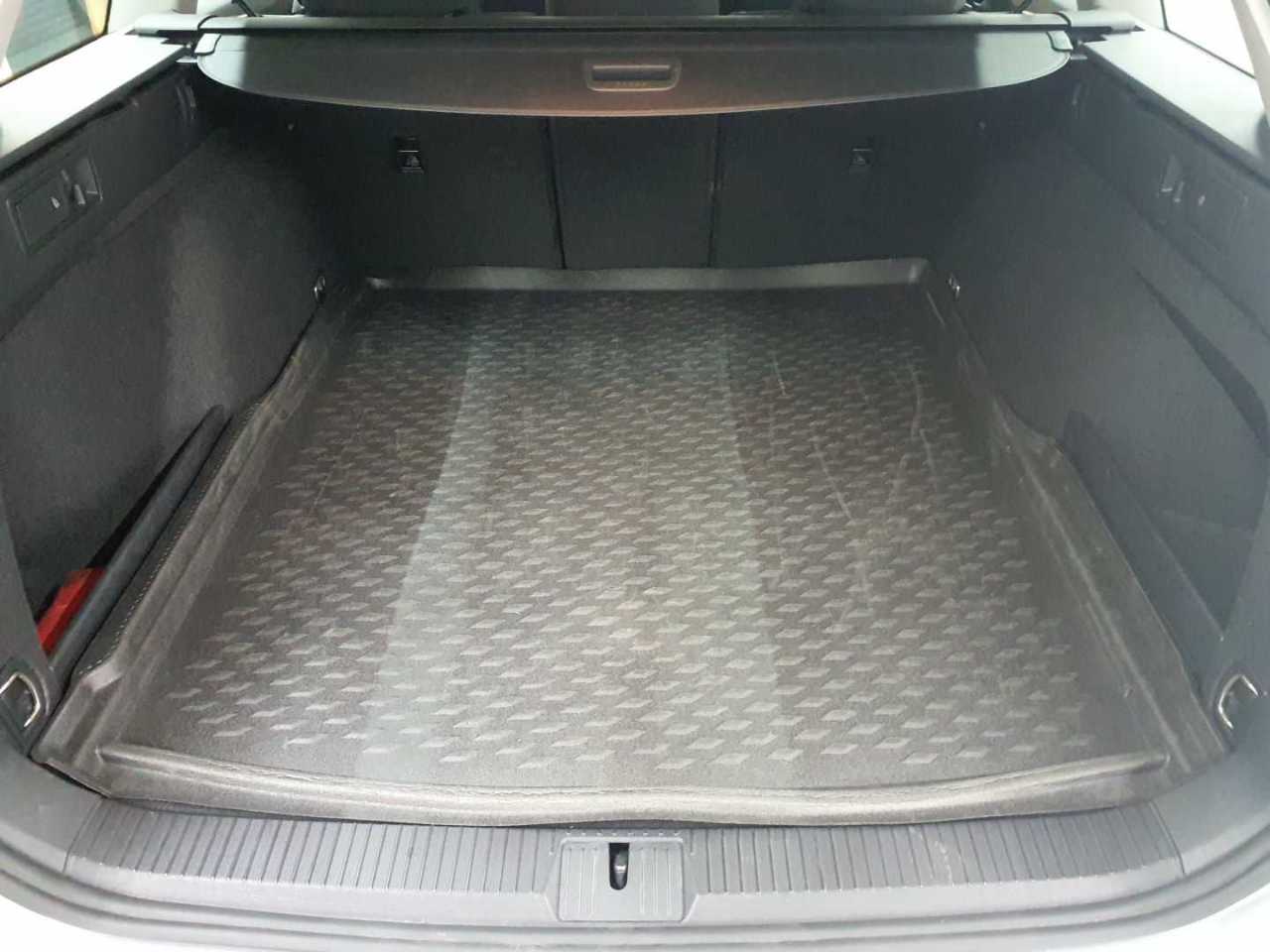 Vw Passat Variant 2.0 TDI SCR DSG 15