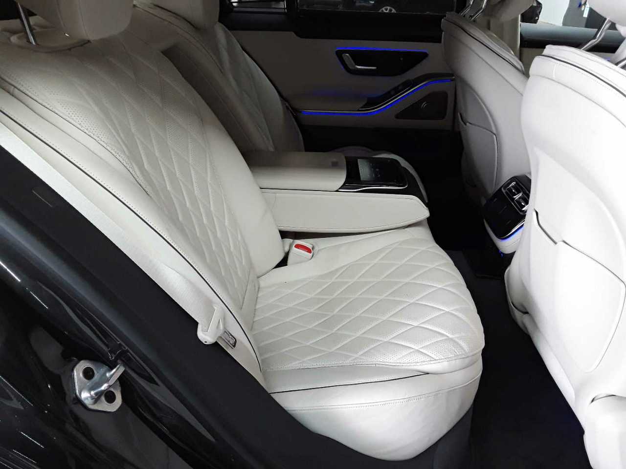 Mercedes-Benz S 400 d 4Matic 9G-TRONIC 14