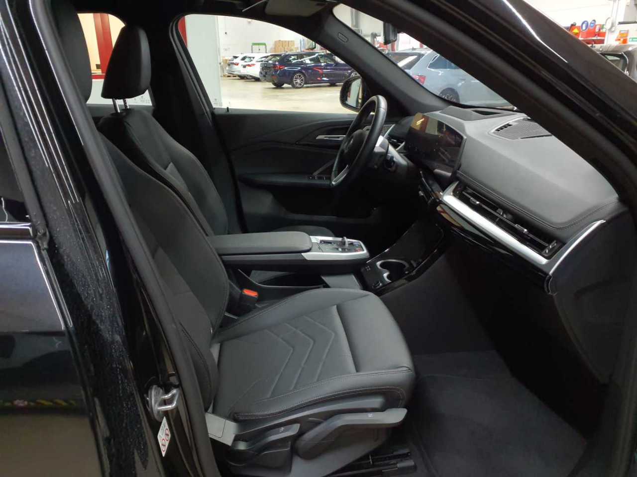 Bmw iX1 xDrive30 xLine 8