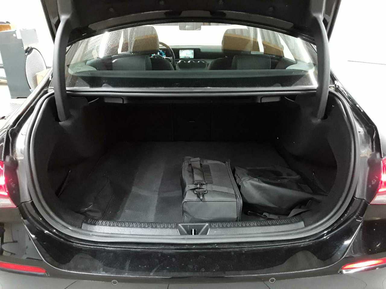 Mercedes-Benz A 250 e 8G-DCT Style 15